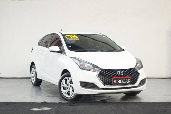 HYUNDAI HB20S 1.6 COMFORT PLUS 16V FLEX 4P AUTOMÁTICO HYUNDAI HB20S 1.6 COMFORT PLUS 16V FLEX 4P AUTOMÁTICO
